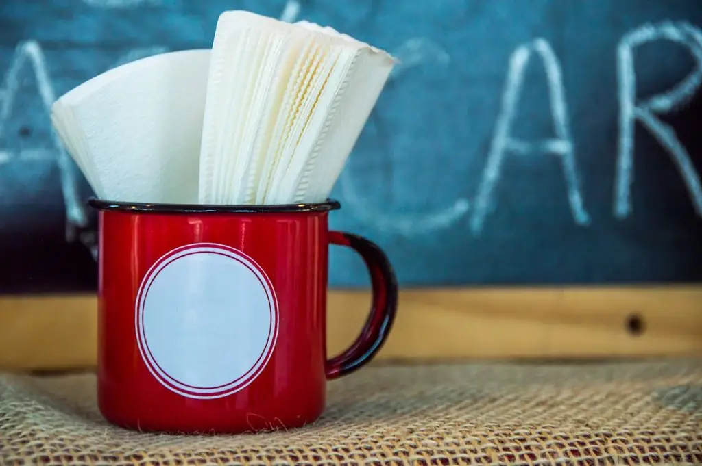 Descubra como escolher guardanapos de papel para eventos